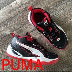 PUMA MEN PLAYMAKER BLACK WHITE RED, ' 392330-01- SIZE 7